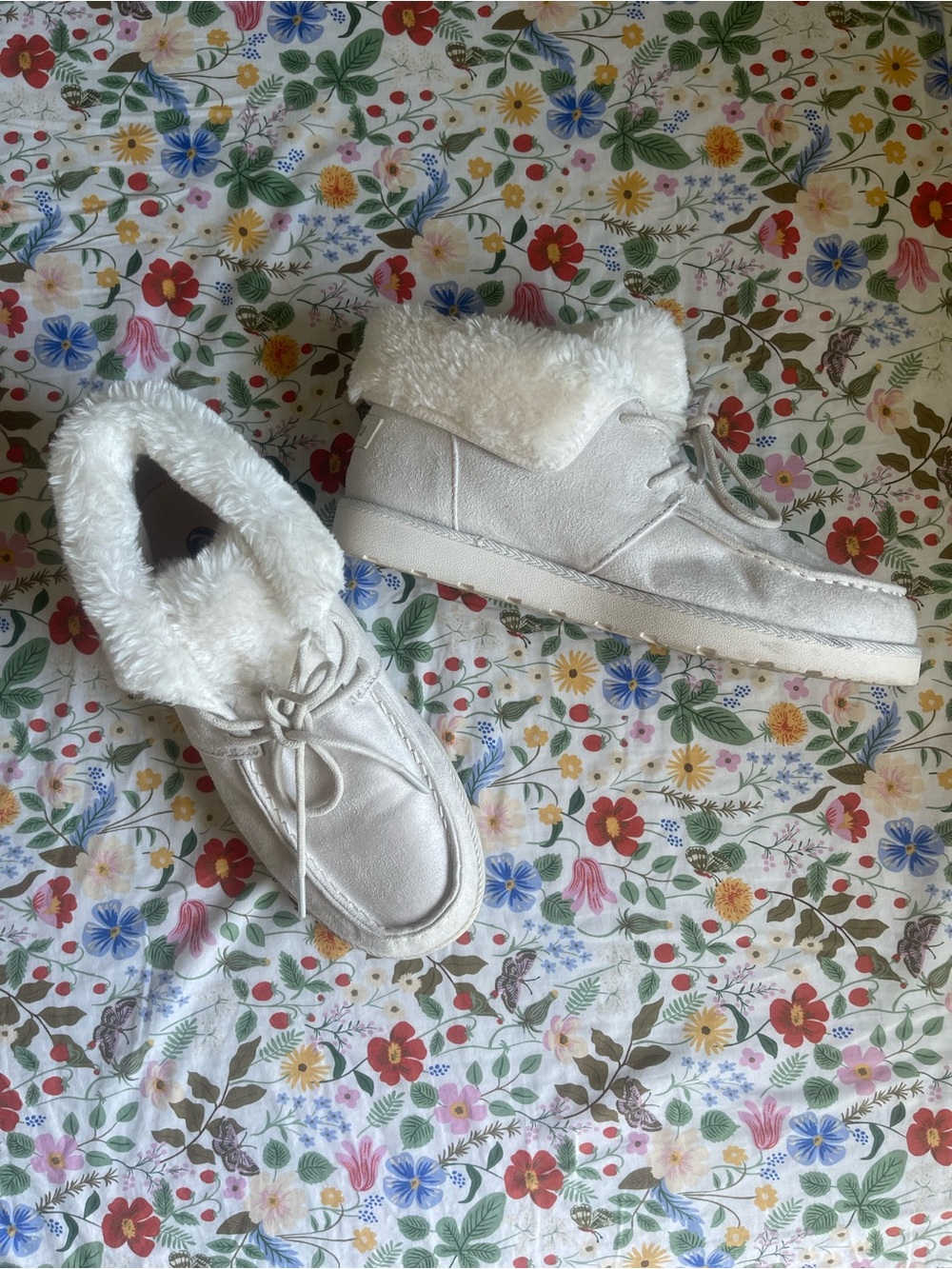 manduka Cream Faux-Shearling Moccasin Booties